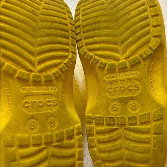 Crocs, size 6/8, yellow - Picture 4 of 4